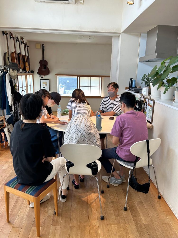 座談会のイメージ01