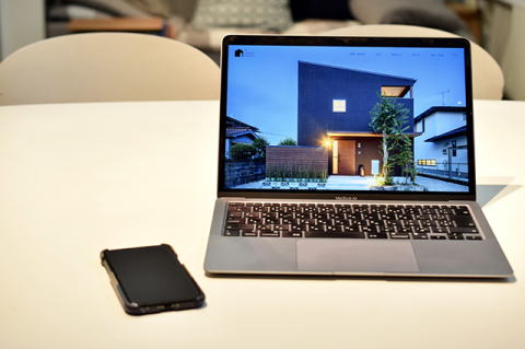 コンタクトのイメージ