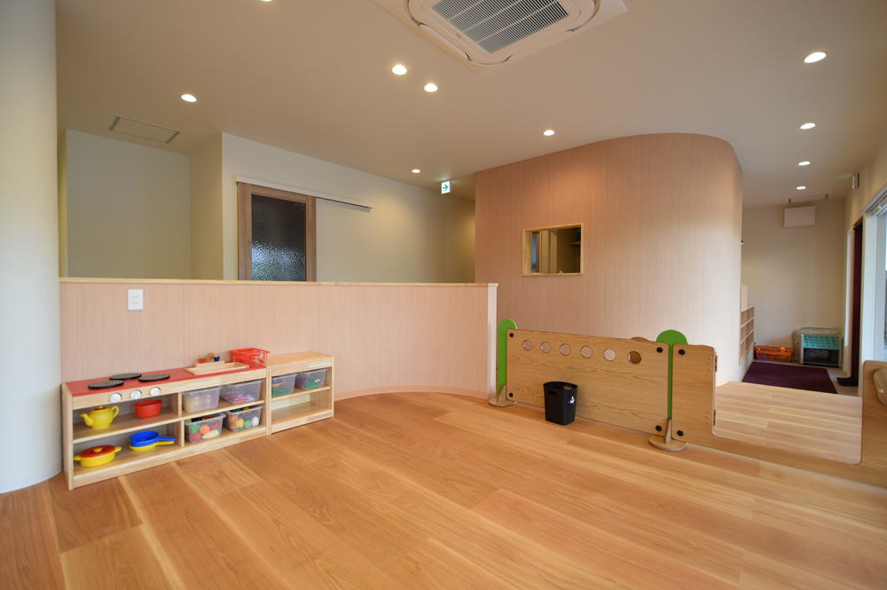 はなまる保育所の内装イメージ07