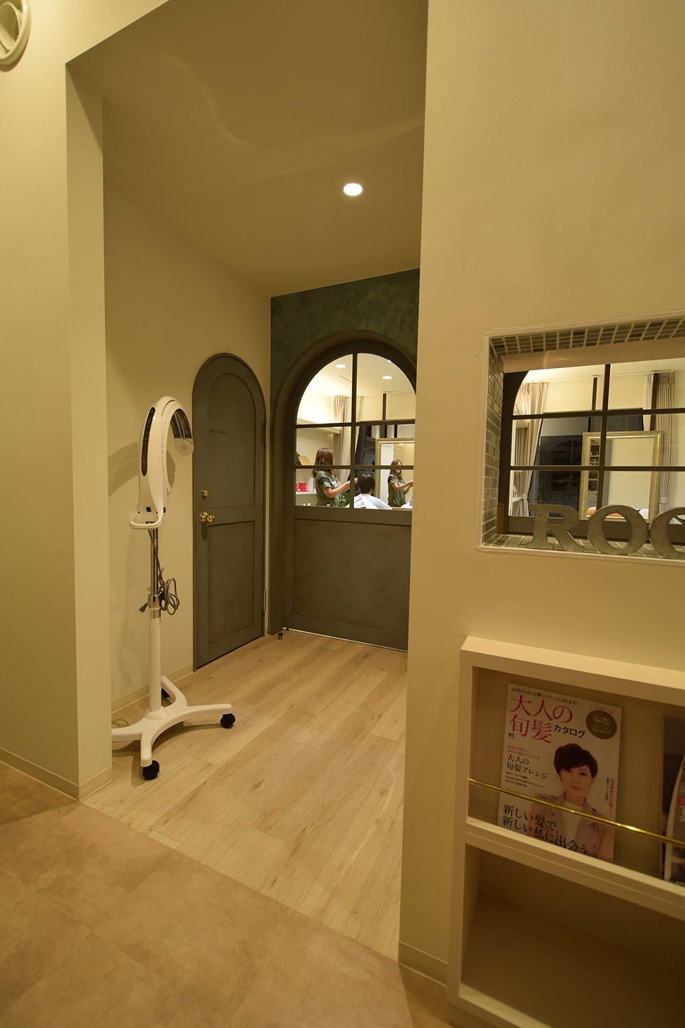 ヘアサロンルーム内装イメージ07