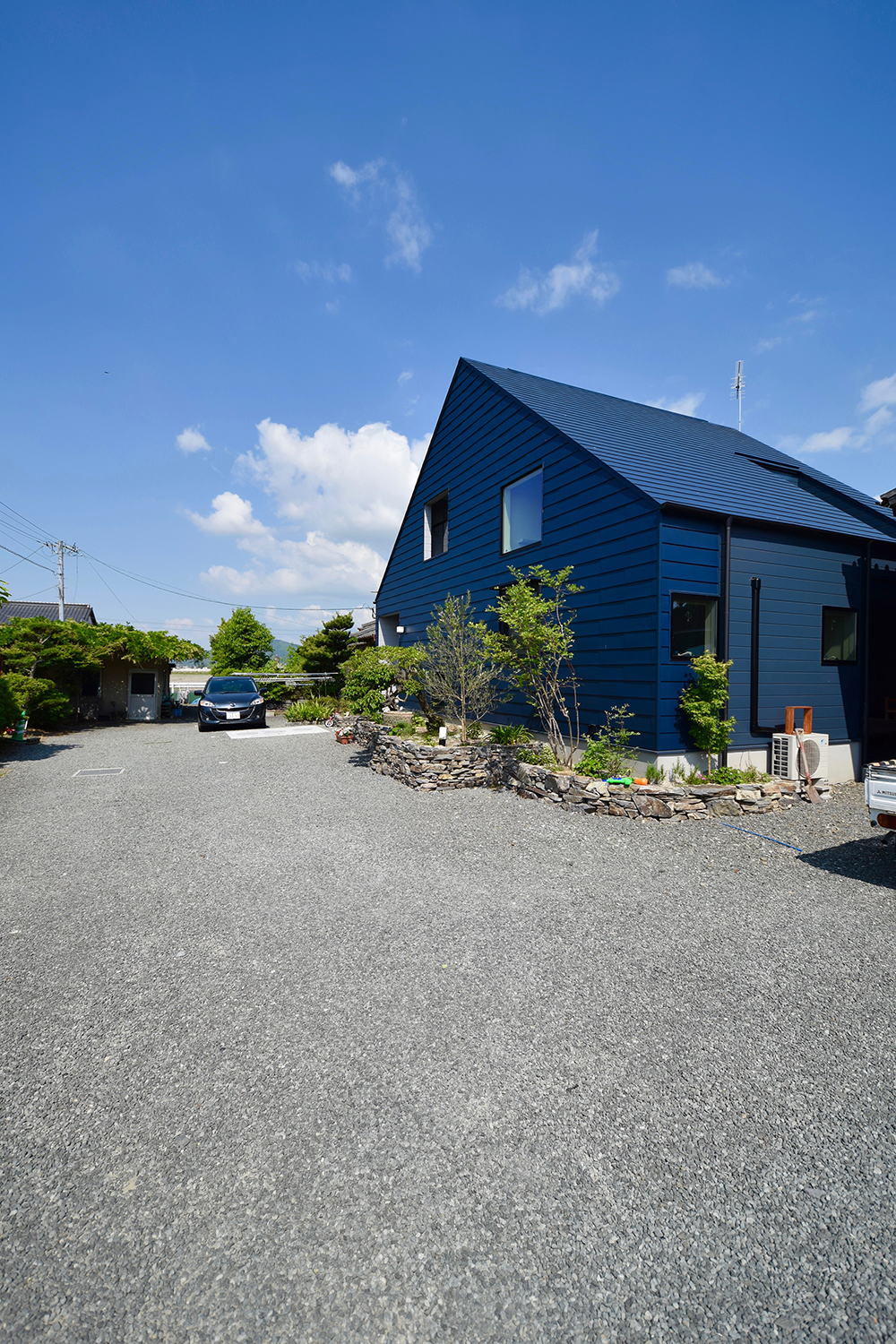 藍いろの家の外観イメージ06
