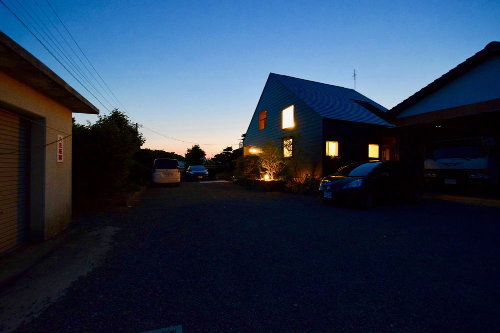 藍いろの家の外観イメージ10