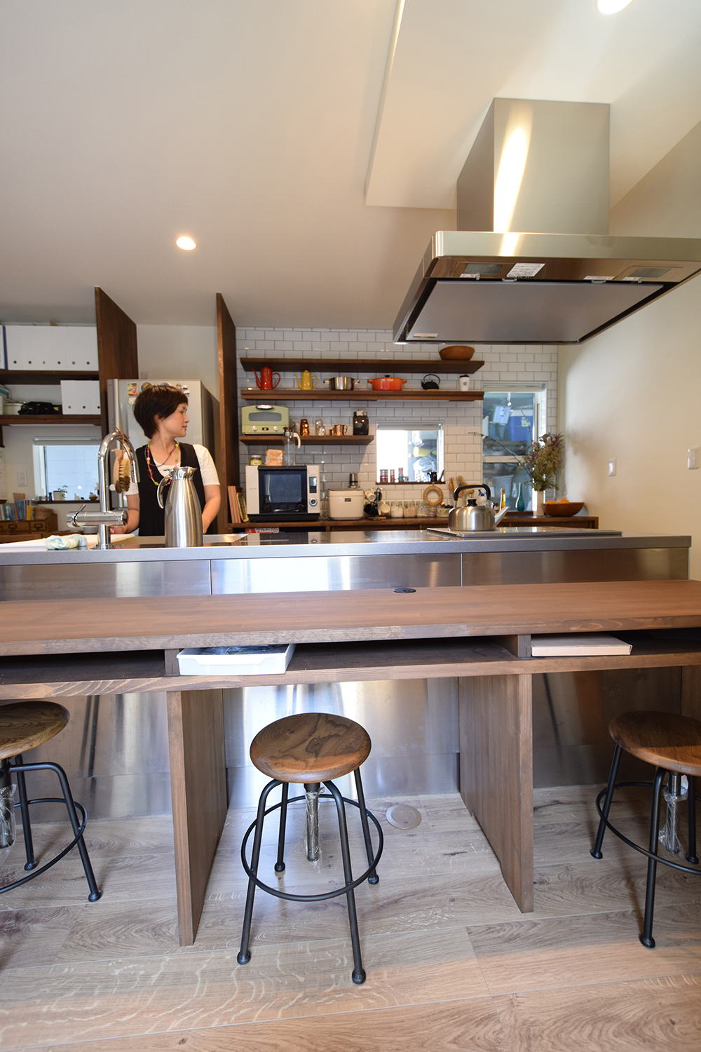 藍いろの家のキッチンイメージ