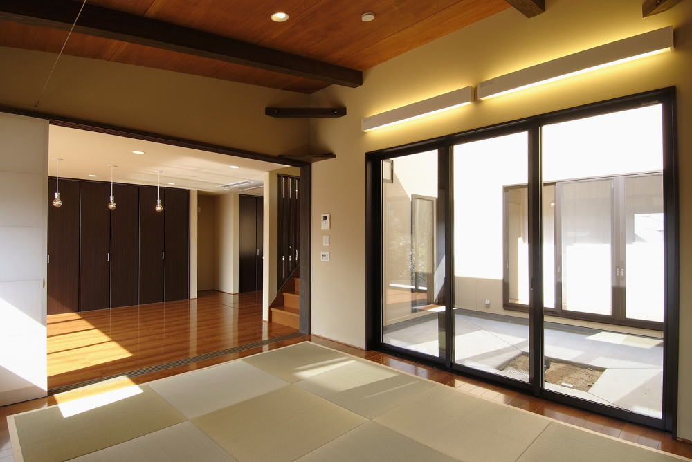 山の手の家のリビングイメージ02