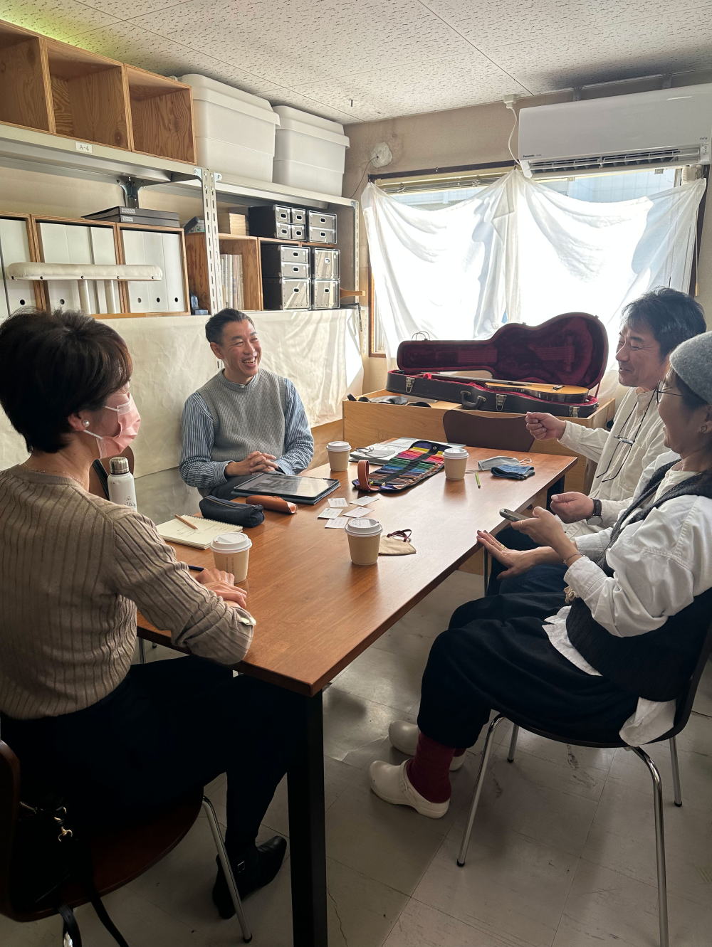 座談会イメージ01