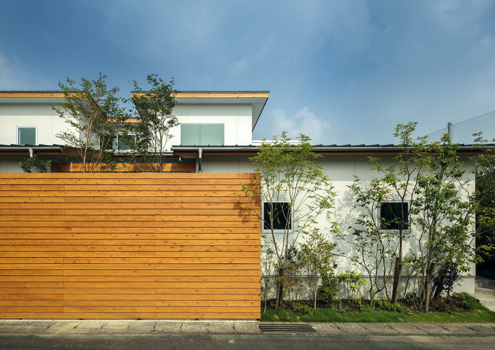 公園前の家の外観イメージ01