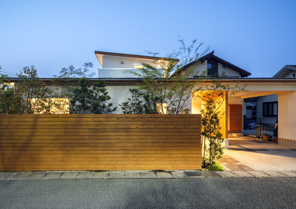 公園前の家の外観イメージ05