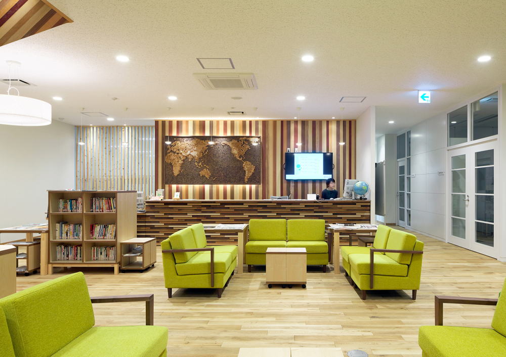 佐賀県国際交流プラザの受付イメージ01