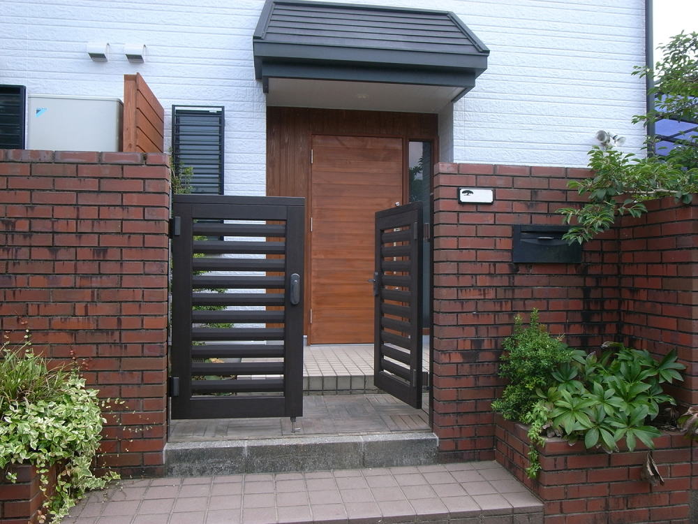 フクロノイエの玄関前イメージ