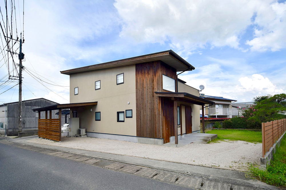 姫方町の家の外観イメージ03