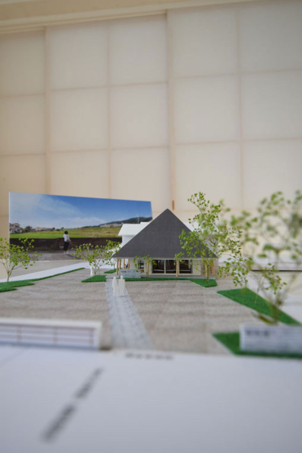 とんがり屋根の店の模型段階イメージ02