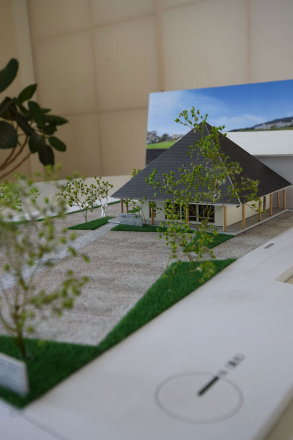 とんがり屋根の店の模型段階イメージ03