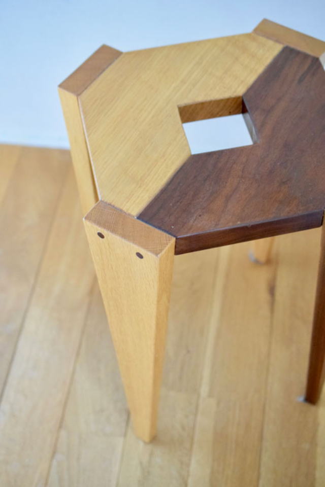 YYスツールのイメージ03