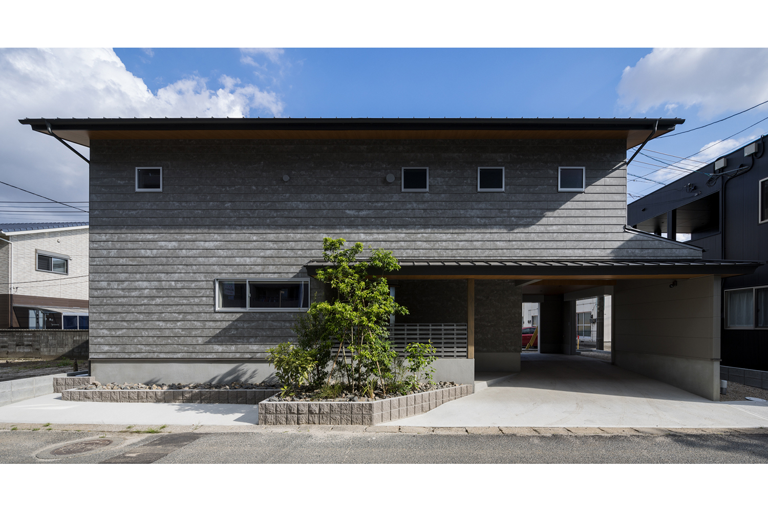 patinahouseの外観イメージ01