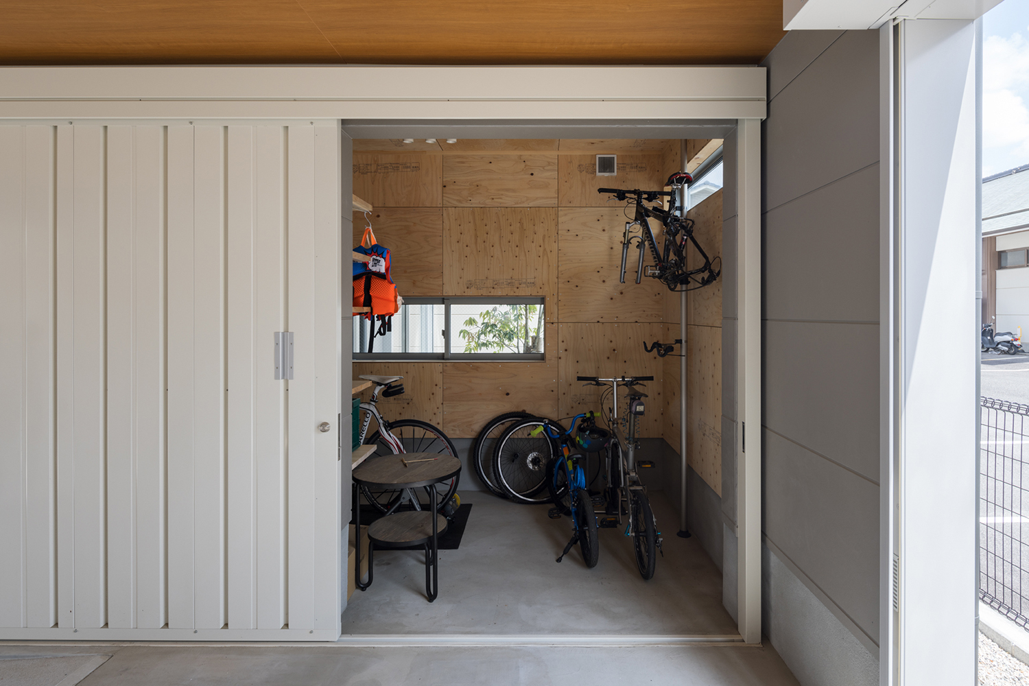 patinahouseの内装イメージ01