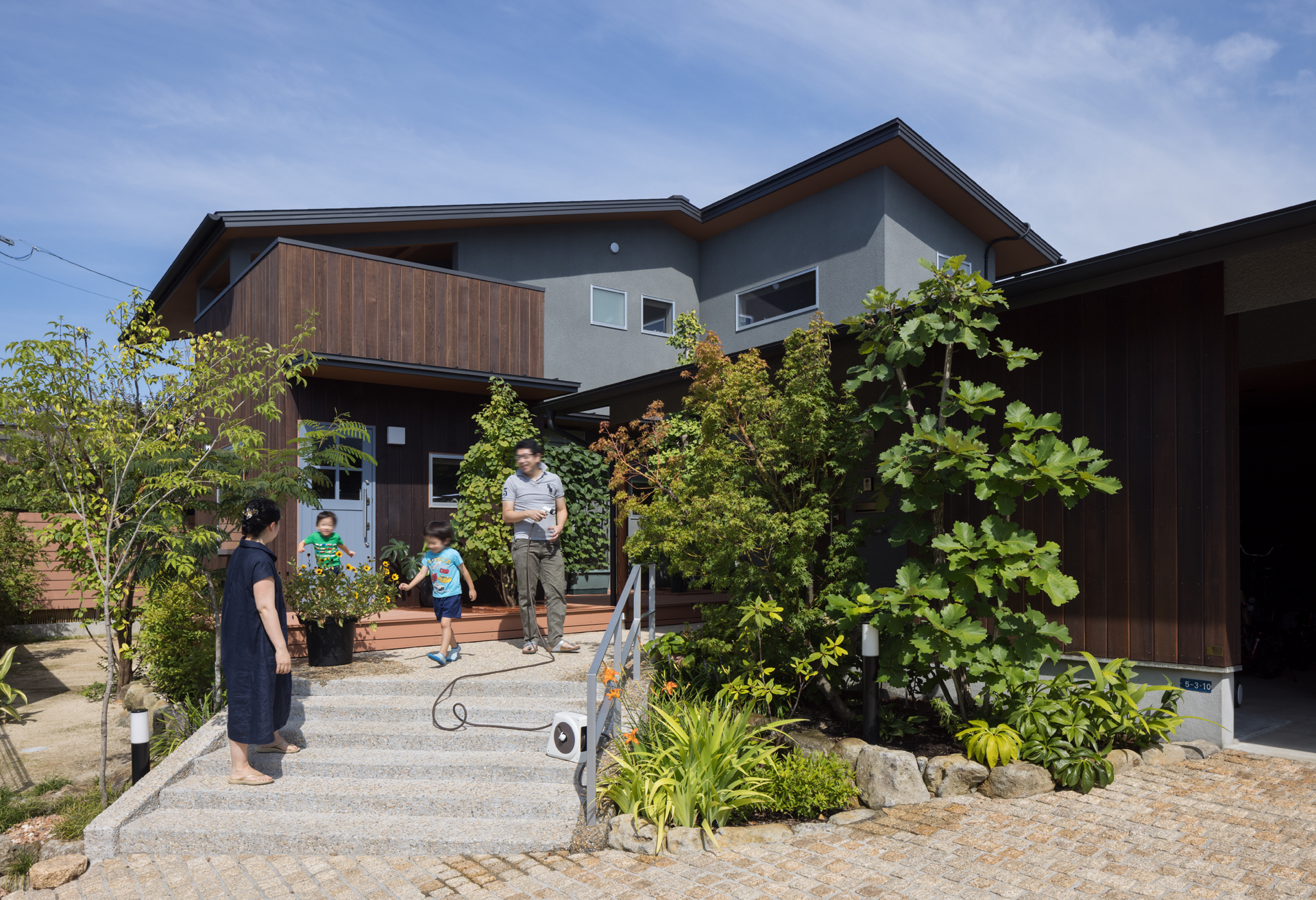 なじむ家の外観イメージ04