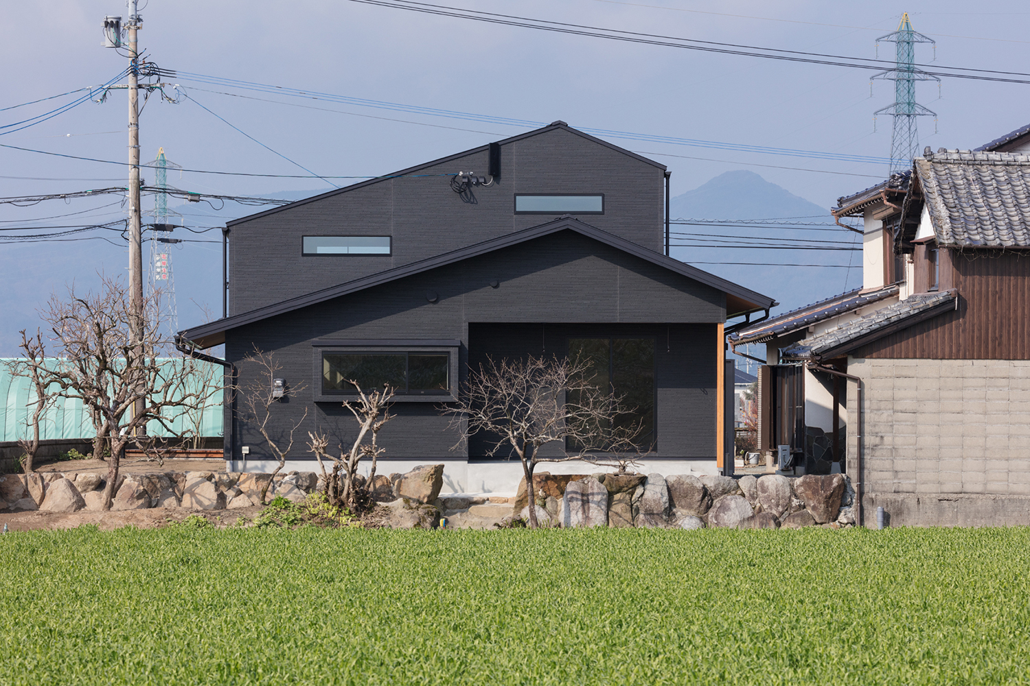 三日月の家の外観イメージ05
