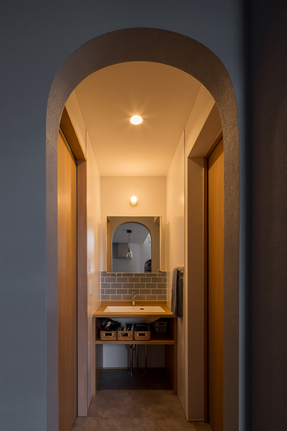 もちの木の家の洗面化粧台イメージ