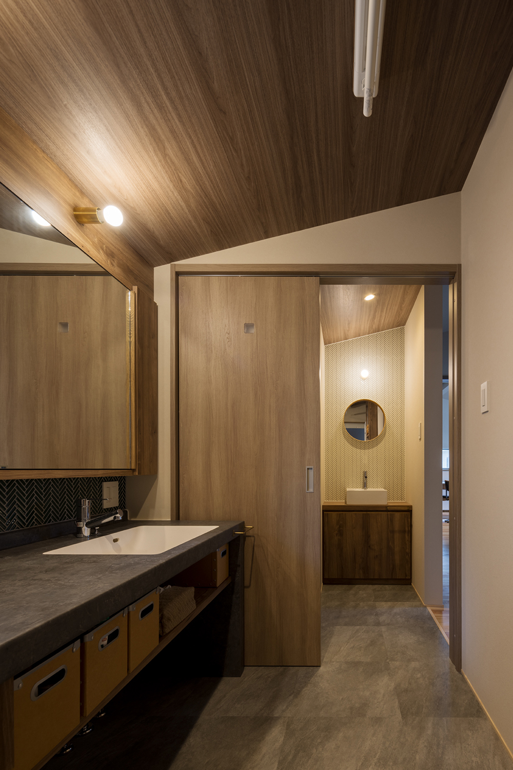 patinahouseの洗面化粧台イメージ01