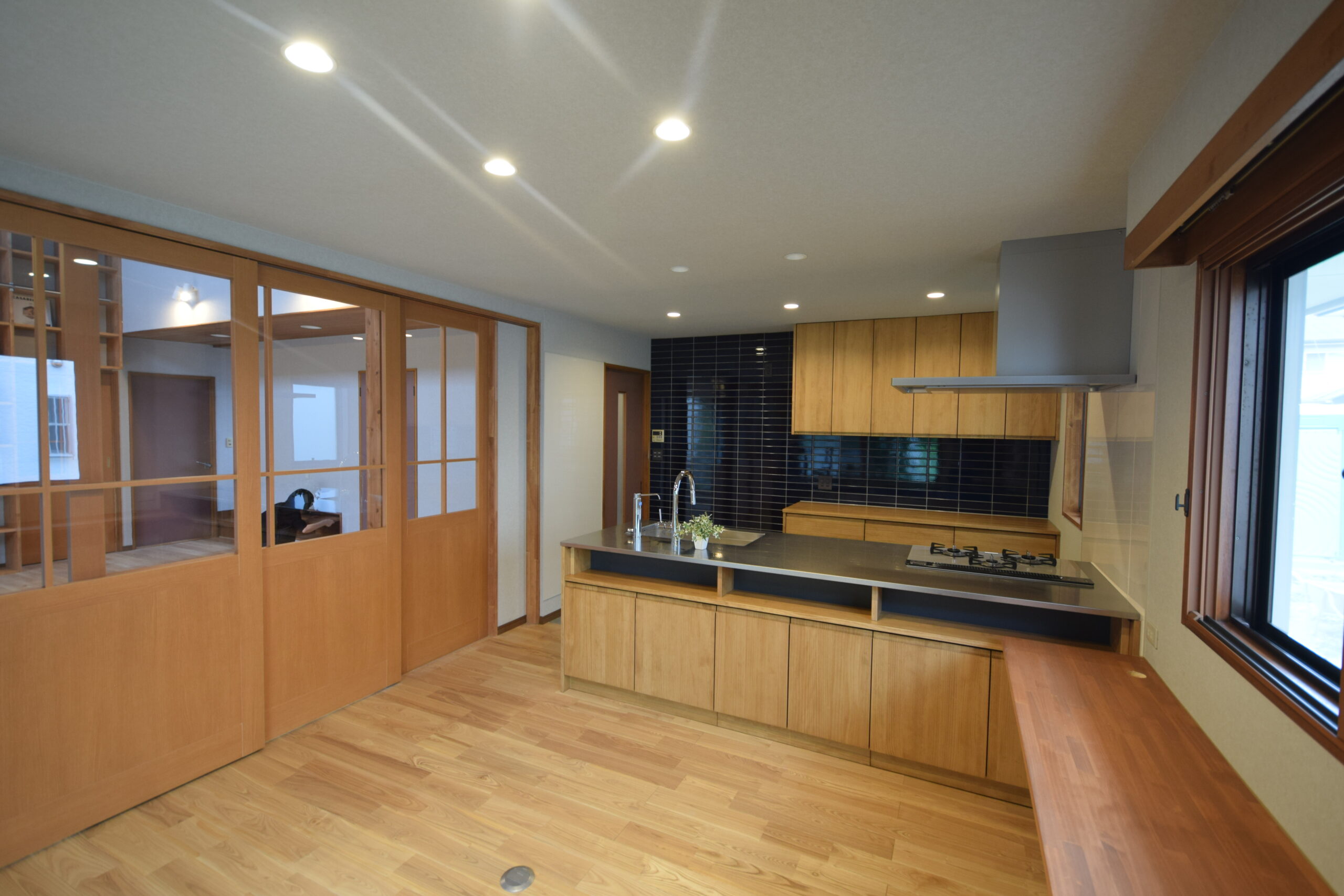 アトリエの家のキッチンイメージ02