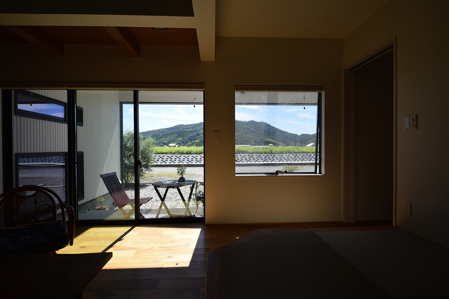 線路沿いの家の内装イメージ09