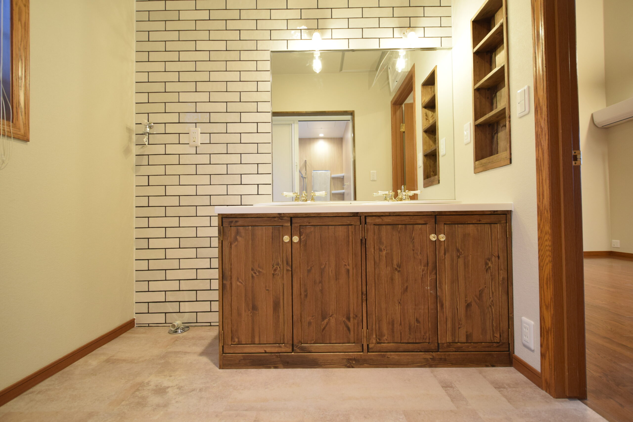 奏のいえの洗面化粧台イメージ