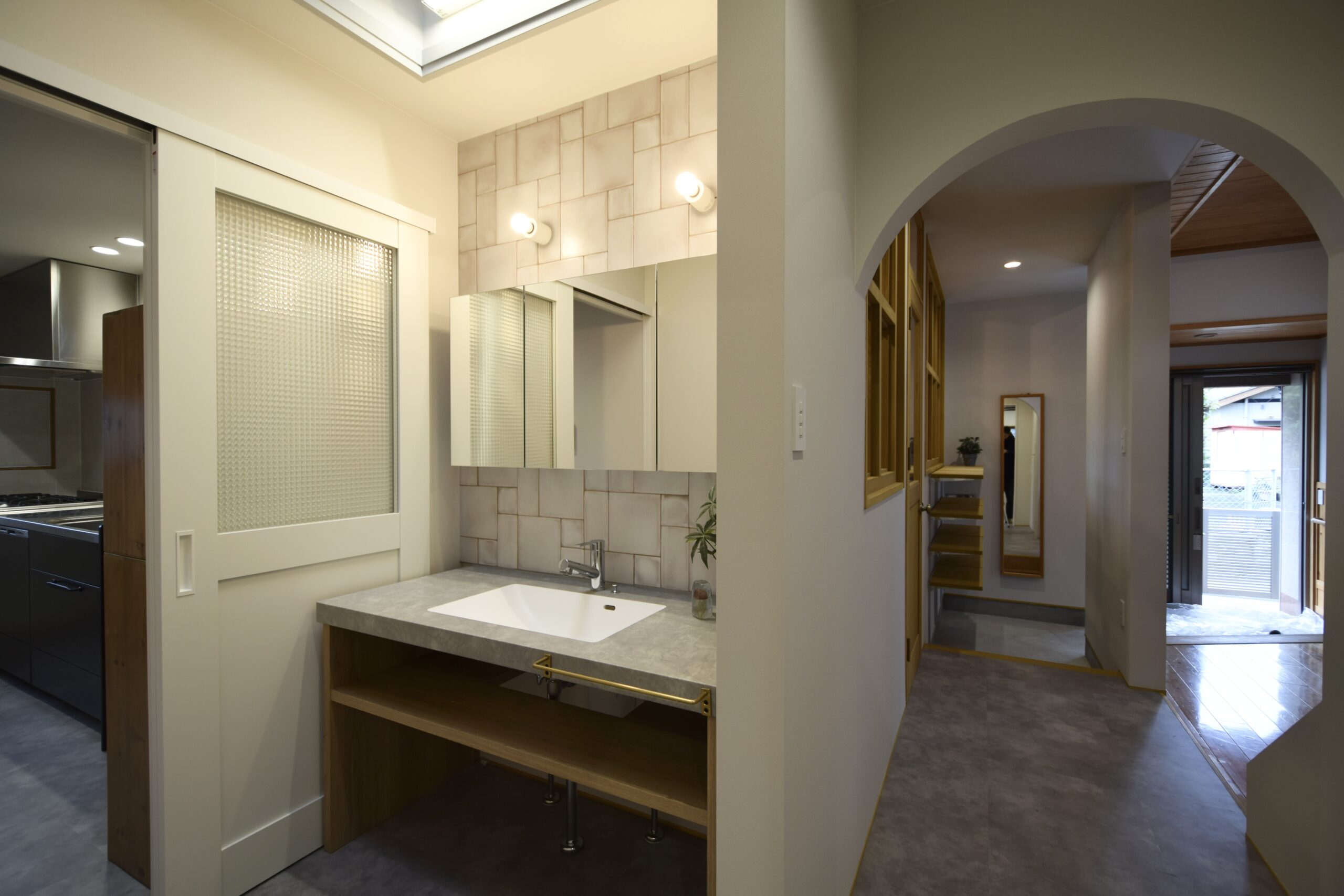 カルテットの家の洗面化粧台イメージ01