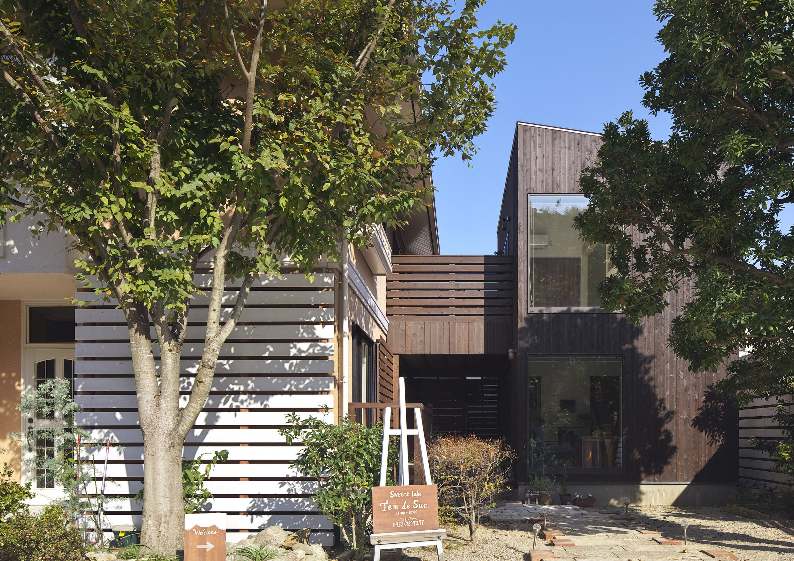 お菓子の家の外観イメージ01