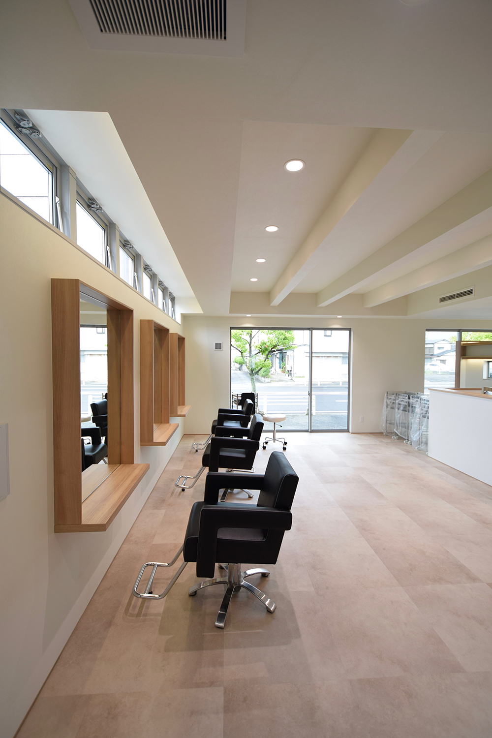 シャロン美容室のカット台イメージ04