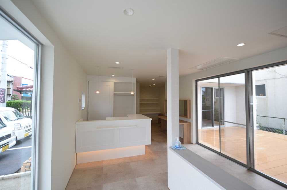 シャロン美容室の受付イメージ