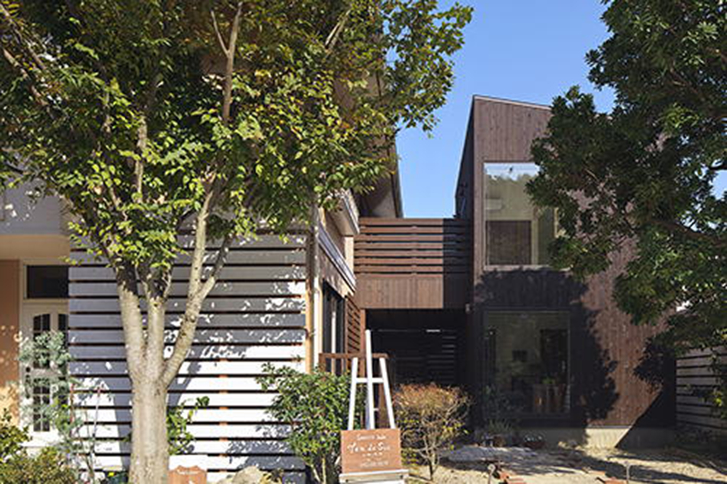 テムデサックへのリンク