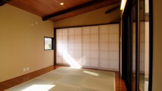 太鼓張り