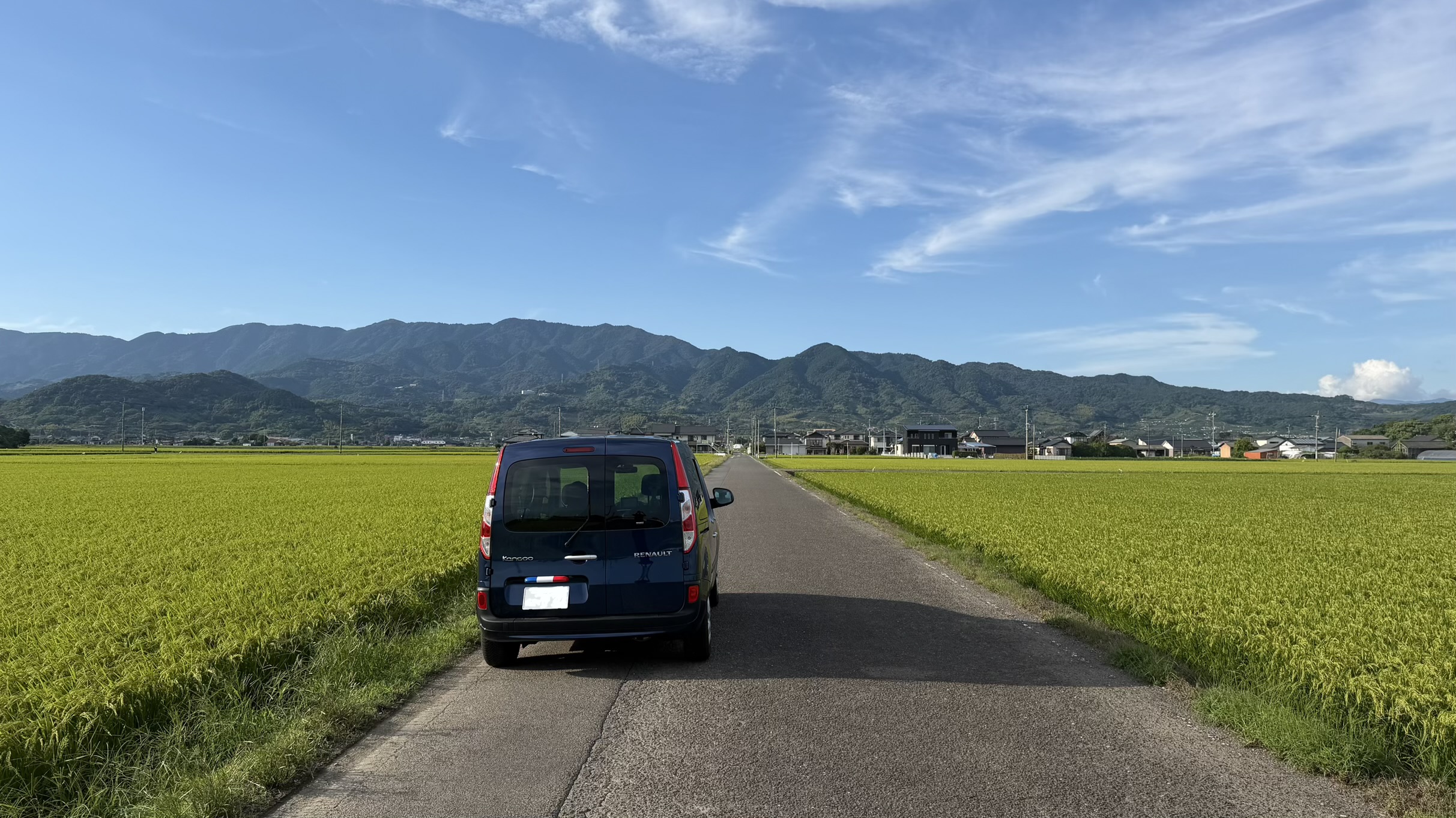 天山の山並み。